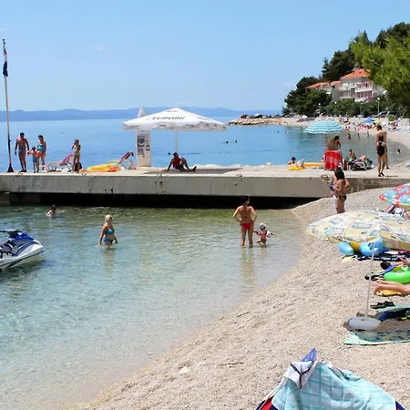 Apartment Apartments By The Sea Podgora, Makarska - 11888 *
